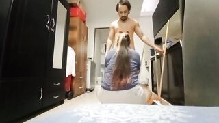 A busty woman took advantage of my nudity and sucked my cock