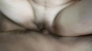 Mother lets herself be fucked outdoors