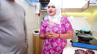 My Hijabi muslim stepmom takes help