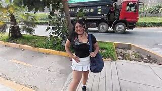 I offered money to a girl who was exercising in the street