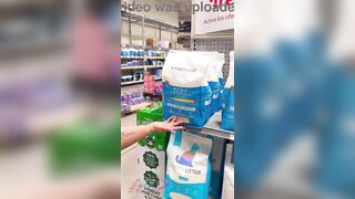 Pet Smart Employee Fucks New Hire On Her 30 Minute Break