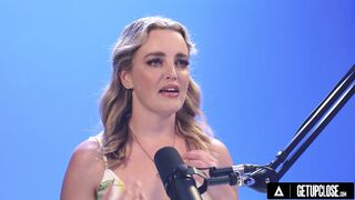 UP CLOSE - How Women Orgasm