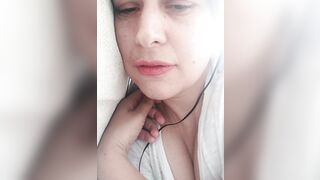Amateur Turkish Housewife Caresses Her Beautiful Tits