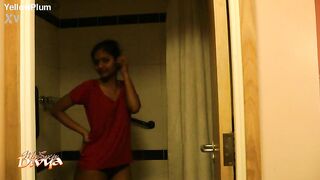 Super Hot Indian Babe Divya In