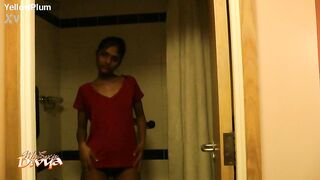 Super Hot Indian Babe Divya In
