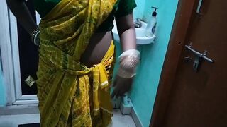 Landlord Aunty seduced a college boy