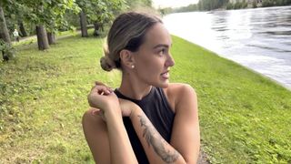 She was too horny in park