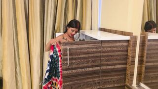 Desi Indian House wife ko husband