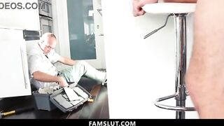 Slutty Stepsister Getting Frilled on The Kitchen Stool - Famslut
