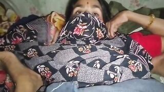 Gaon ki pati patni ki gand