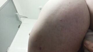 Ping pong ball in my ass! Fun in my bum!