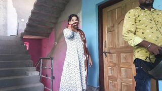 Latest Hot Desi Wife Vairal Sex