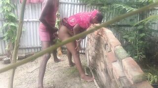 Bhabhi ki chudai ki Safai karte